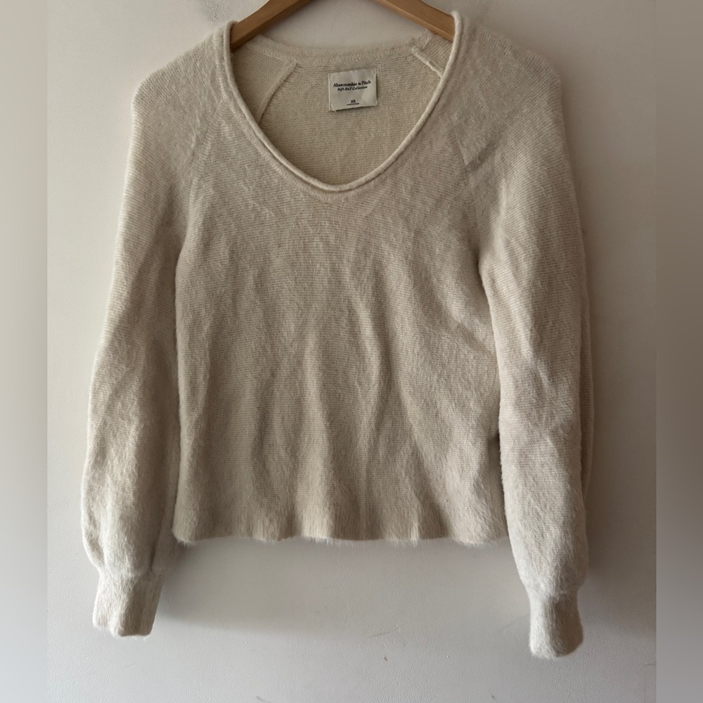 Abercrombie & Fitch Cream Soft A&F Collection Cozy Fuzzy Sweater